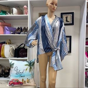YASB Los Angeles NWT! Blue/White Striped Asymmetrical Wrap Kimono Size L